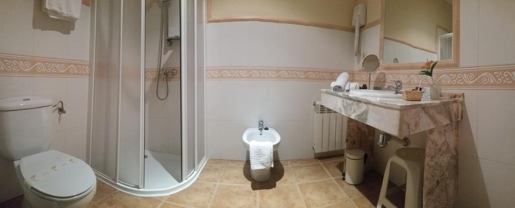 Hostal Rural La Casa Verde Cheles Zewnętrze zdjęcie